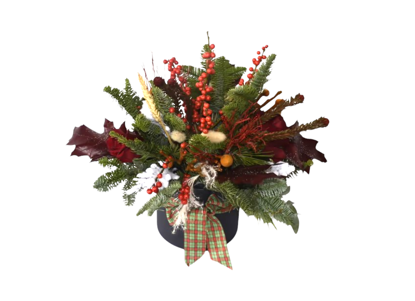 Χριστουγεννιάτικη σύνθεση με φρέσκα λουλούδια σε πήλινο δοχείο