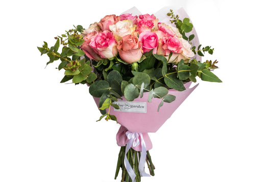 Bouquet Of Roses Pink Shades Round