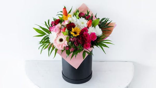 Bouquets With Seasonal Flowers - #bluegardenflowers#