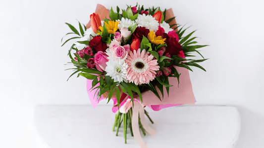 Bouquets With Seasonal Flowers - #bluegardenflowers#